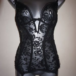 Agent Provocateur Denver Basque 34B NWT